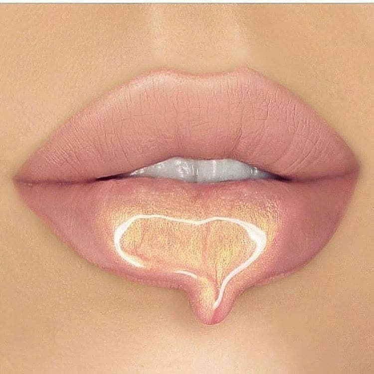 Dermarolling Lips Device Enhancing Volume And Perfect Lips